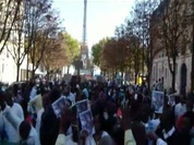 Manifestaion à paris le 02 octobre.wmv