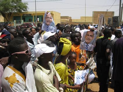 Reportage (photos)OULD DADDAH A KAEDI, NOUS CONSTRUIRONS UN ETAT QUI RESPECTE LE CITOYEN, ET MOBILISE SES MOYENS POUR