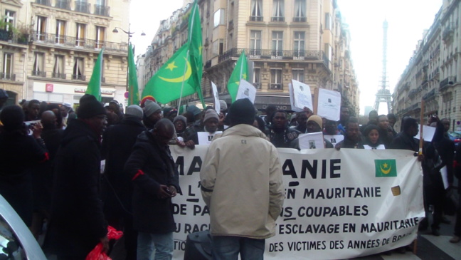 Manifestation à Paris : Déclaration