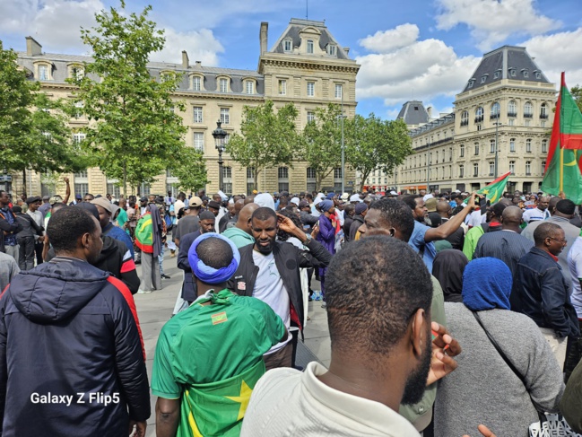 Mobilisation des Mauritaniens de France à Paris : Un Cri de Dénonciation et de Justice